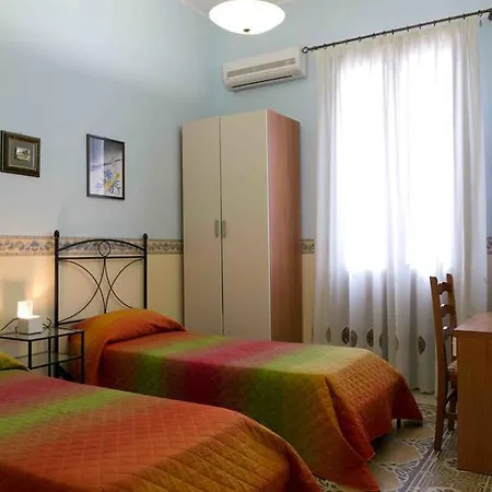 Casa vacanze Casa Albamarina *